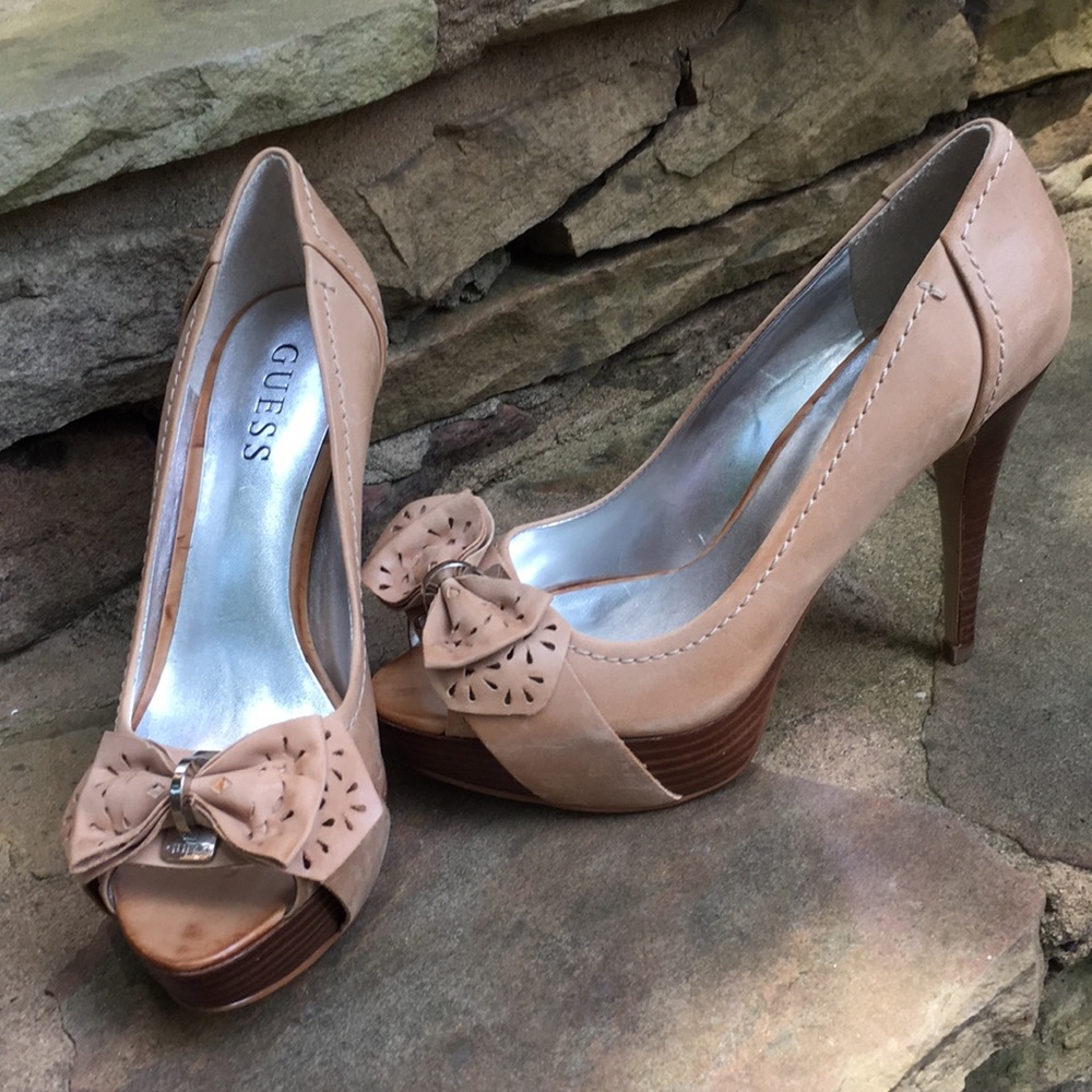 Guess stilettos